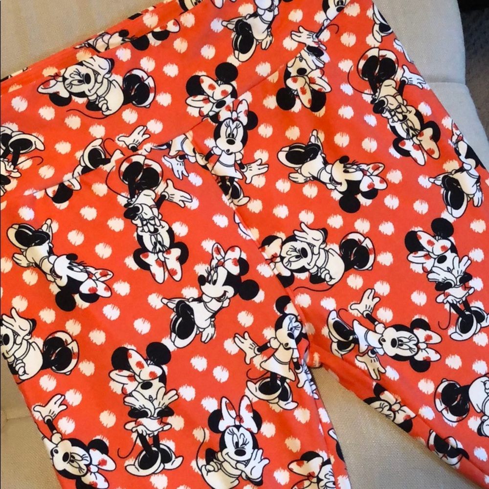 Brand new! Disney leggings OS